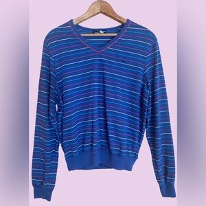 Vintage 90’s indie v-neck